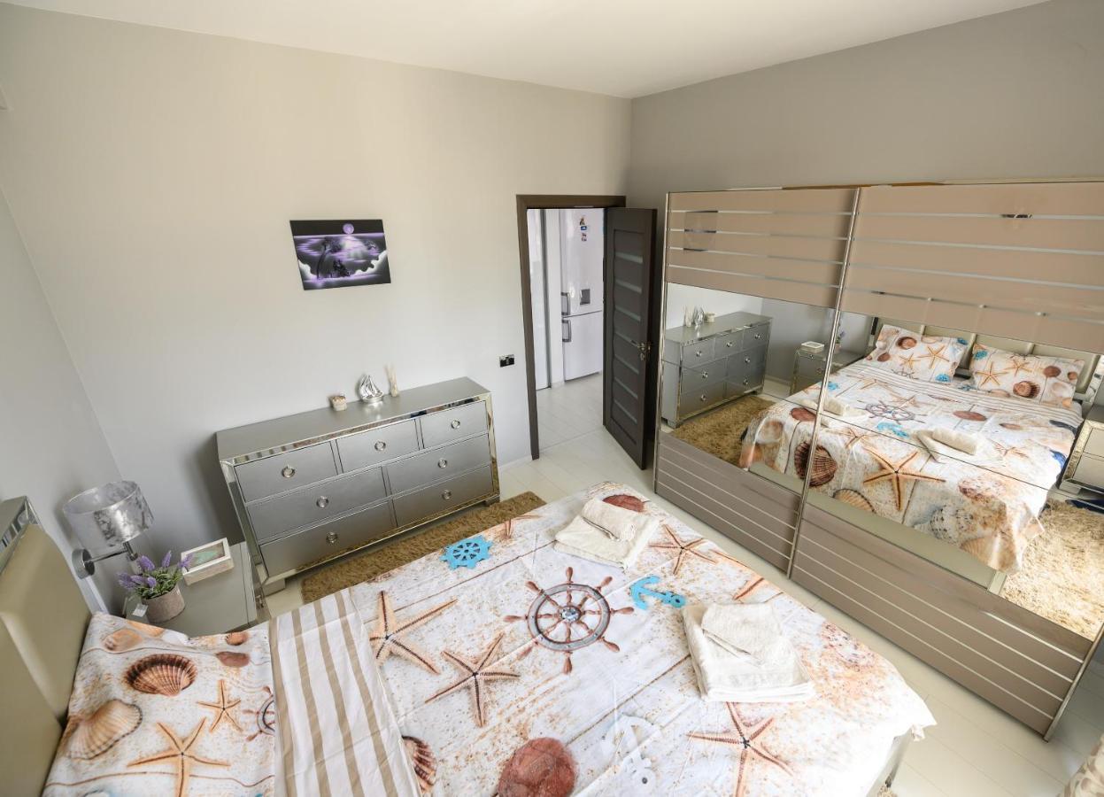 The Captain'S Home - Mamaia Nord Navodari Exterior photo